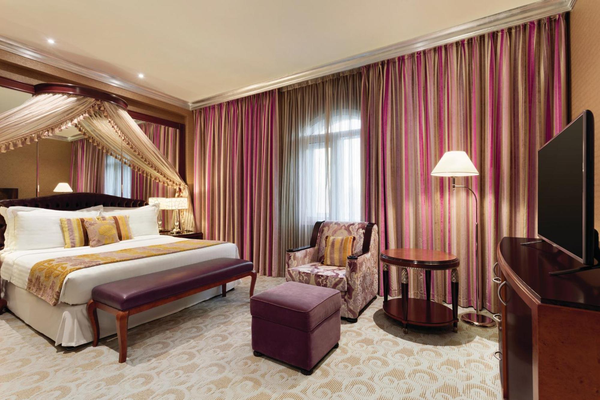 Grand Regency Doha, Trademark Collection By Wyndham Hotel Bagian luar foto