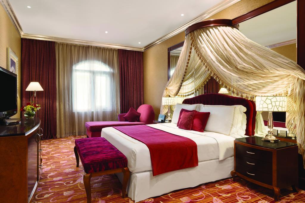 Grand Regency Doha, Trademark Collection By Wyndham Hotel Bagian luar foto